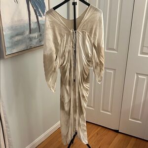 Lulu's Cream Women's Swim Sarong